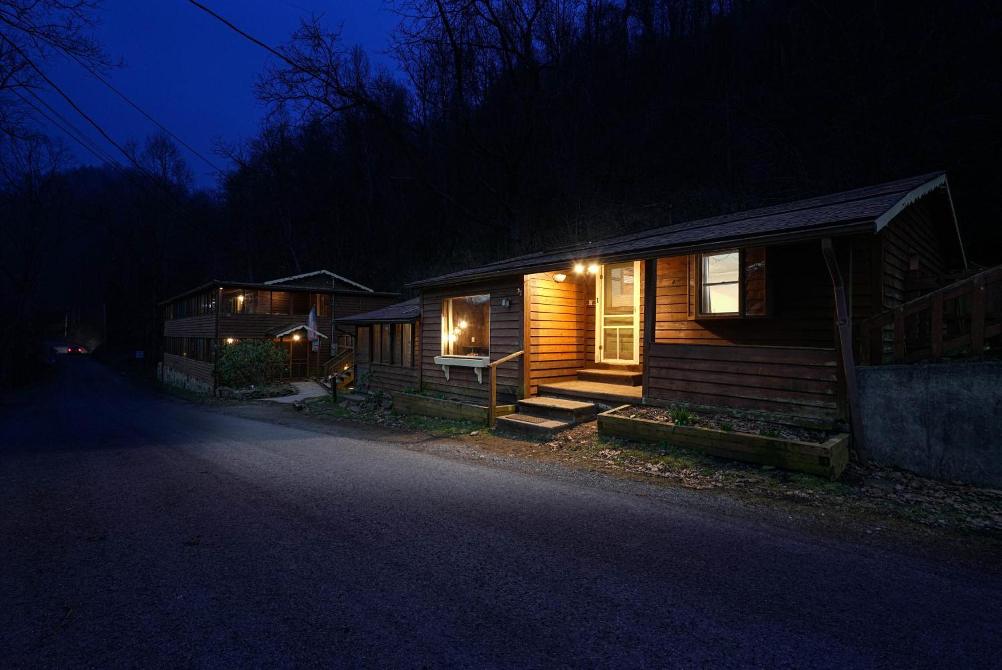 River Front Resort Elkins Buitenkant foto