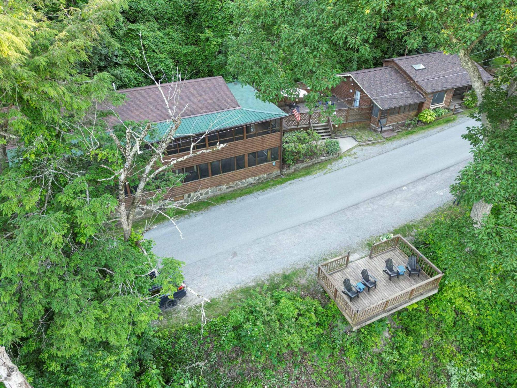 River Front Resort Elkins Buitenkant foto